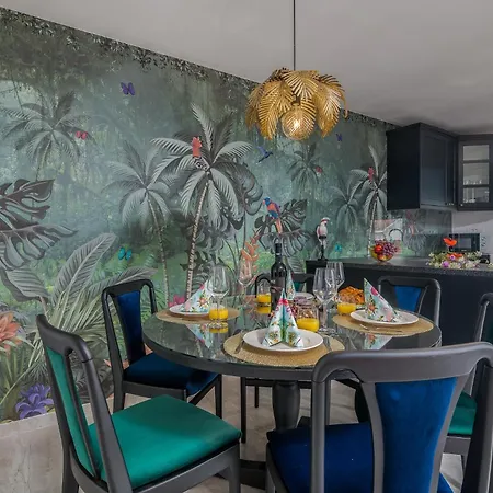 Deluxe Apartamento Vantacici