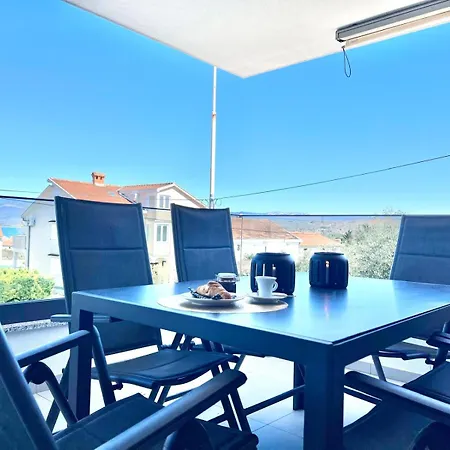 Deluxe Apartamento *